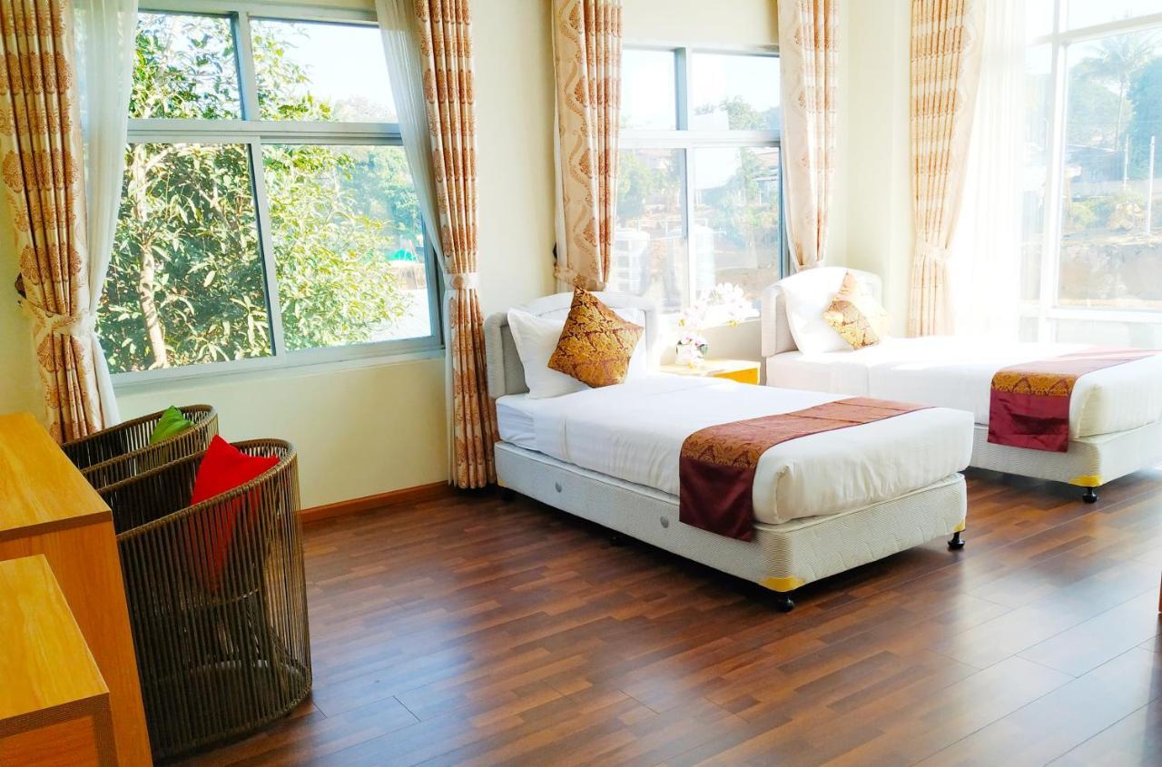 Kayah Land Hotel Loikaw Bagian luar foto