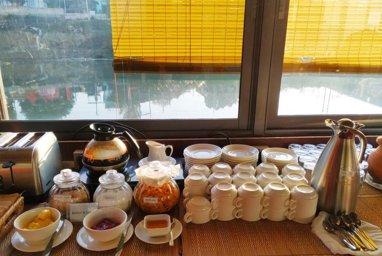 Kayah Land Hotel Loikaw Bagian luar foto